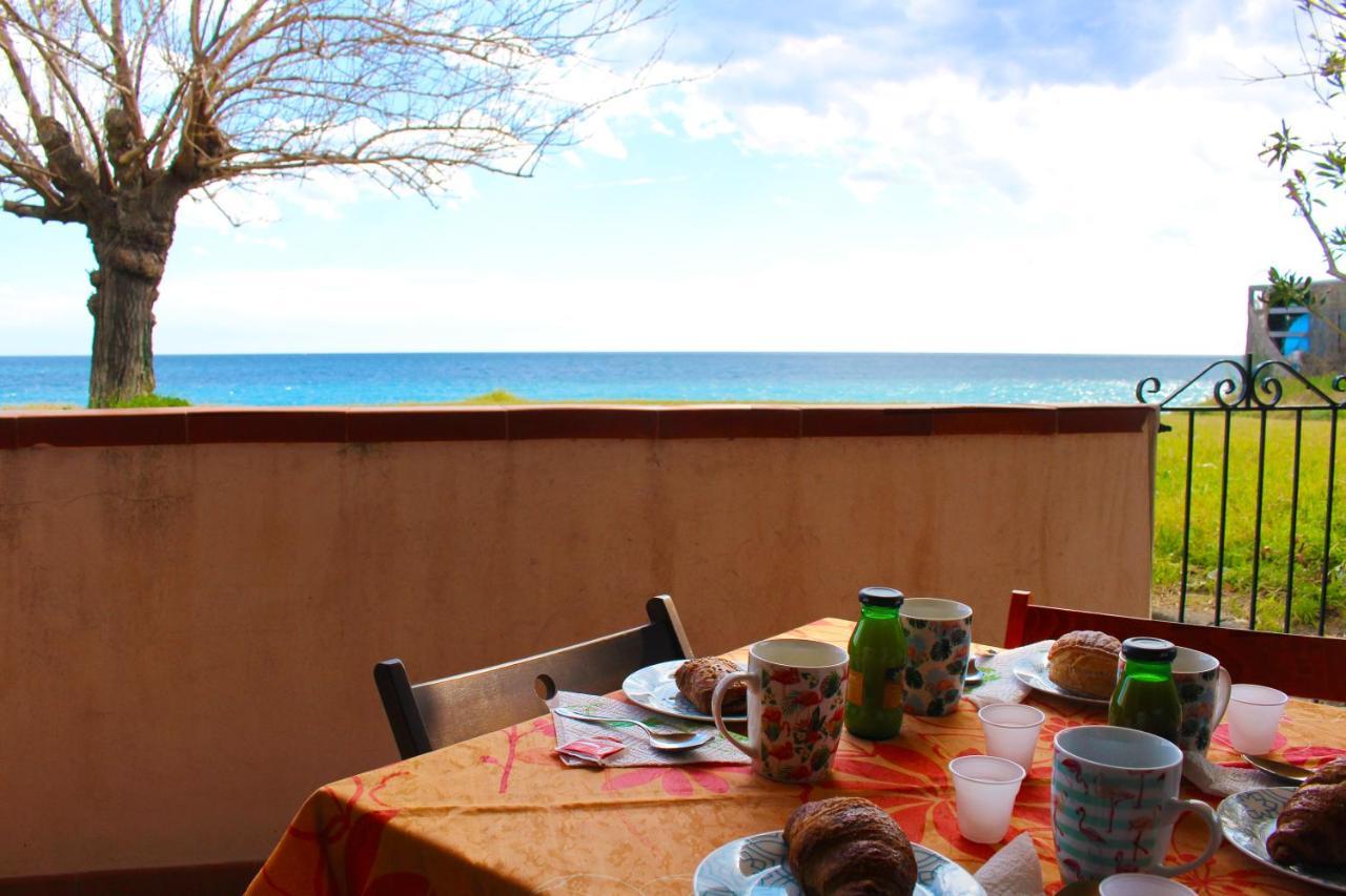 House On The Sea Villa Mascali Exterior photo