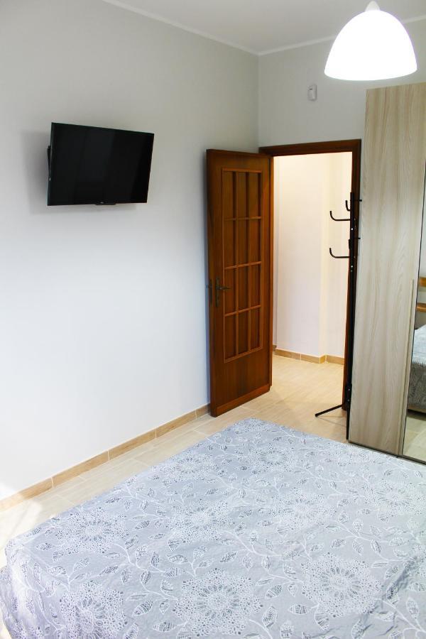 House On The Sea Villa Mascali Exterior photo